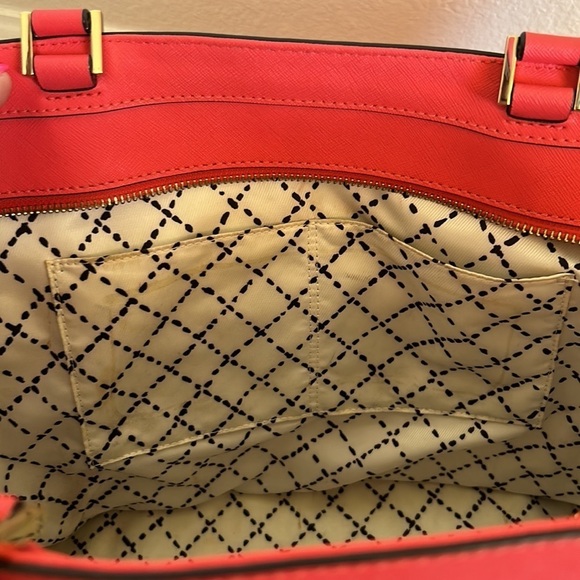 Kate Spade Cedar Street Large Harmony Tote - Picture 8 of 8